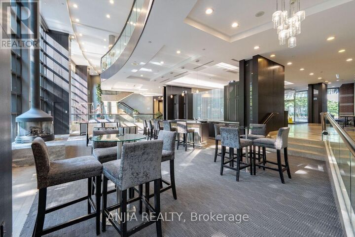 Property Photo:  33 Sheppard Avenue East 2010  ON M2N 7K1 
