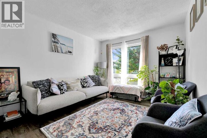 Property Photo: 84 Cedarwood Hill Southwest AB T2W 3H5