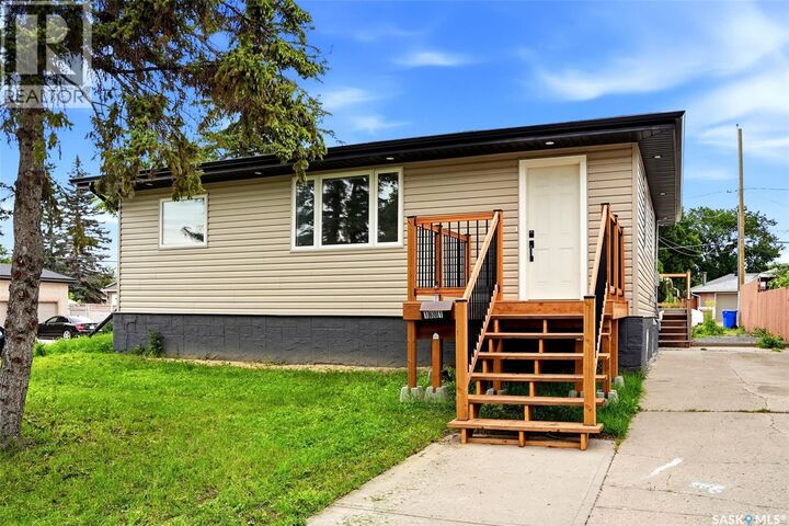 Property Photo:  1601 Lacon Street  SK S4N 1Z5 