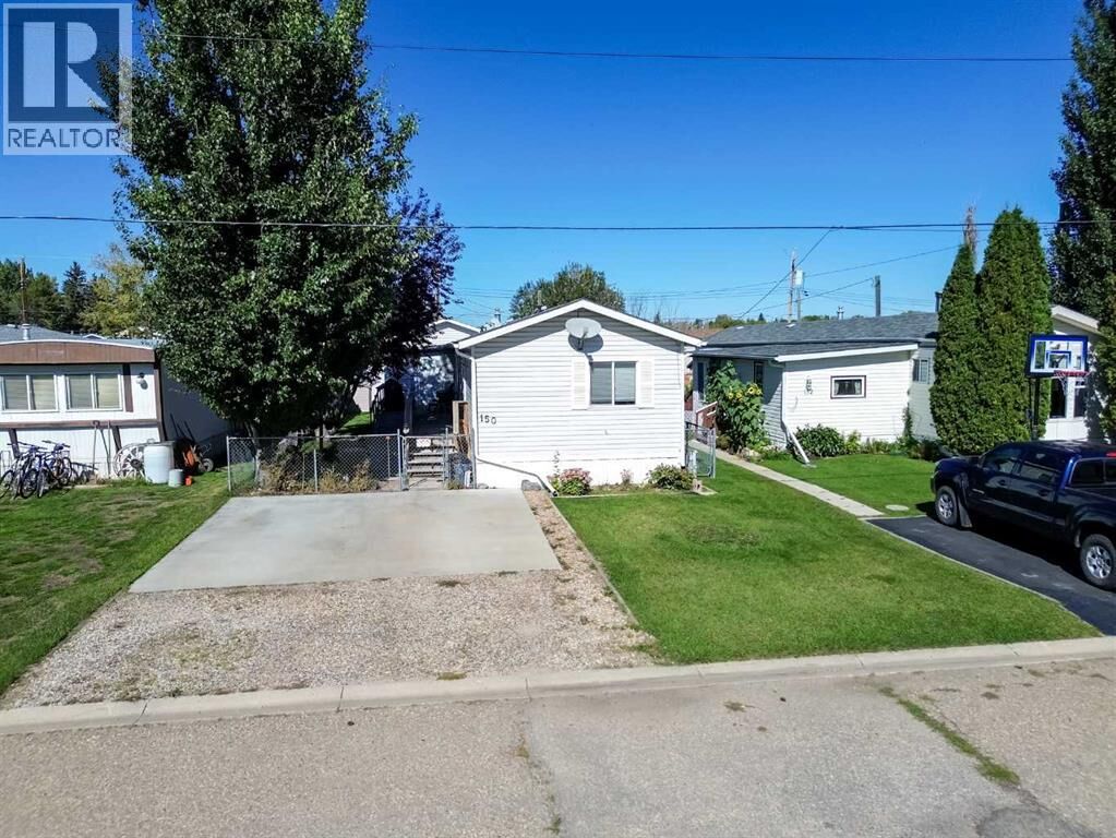 Property Photo:  150 Devilder Avenue  AB T0M 2C0 
