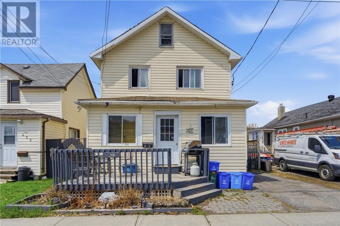 Property Photo:  427 Montague Avenue  ON P3C 4G6 
