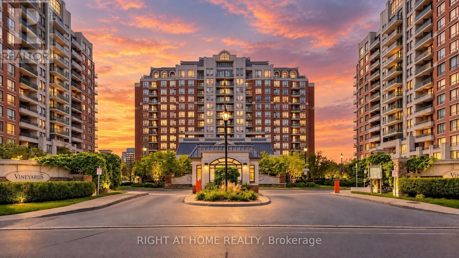 Property Photo:  330 Red Maple Road 1103  ON L4C 0T6 