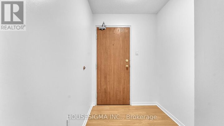 Property Photo: 986 Huron Street 201 ON N5Y 5E4