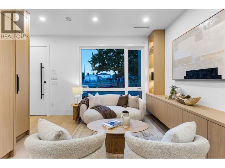Property Photo: 6831 Salisbury Avenue 1 BC V5E 2Z4