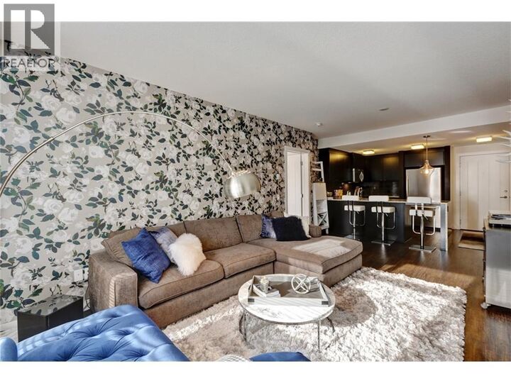 Property Photo: 25 Aspenmont Heights Southwest AB T3H 0E4