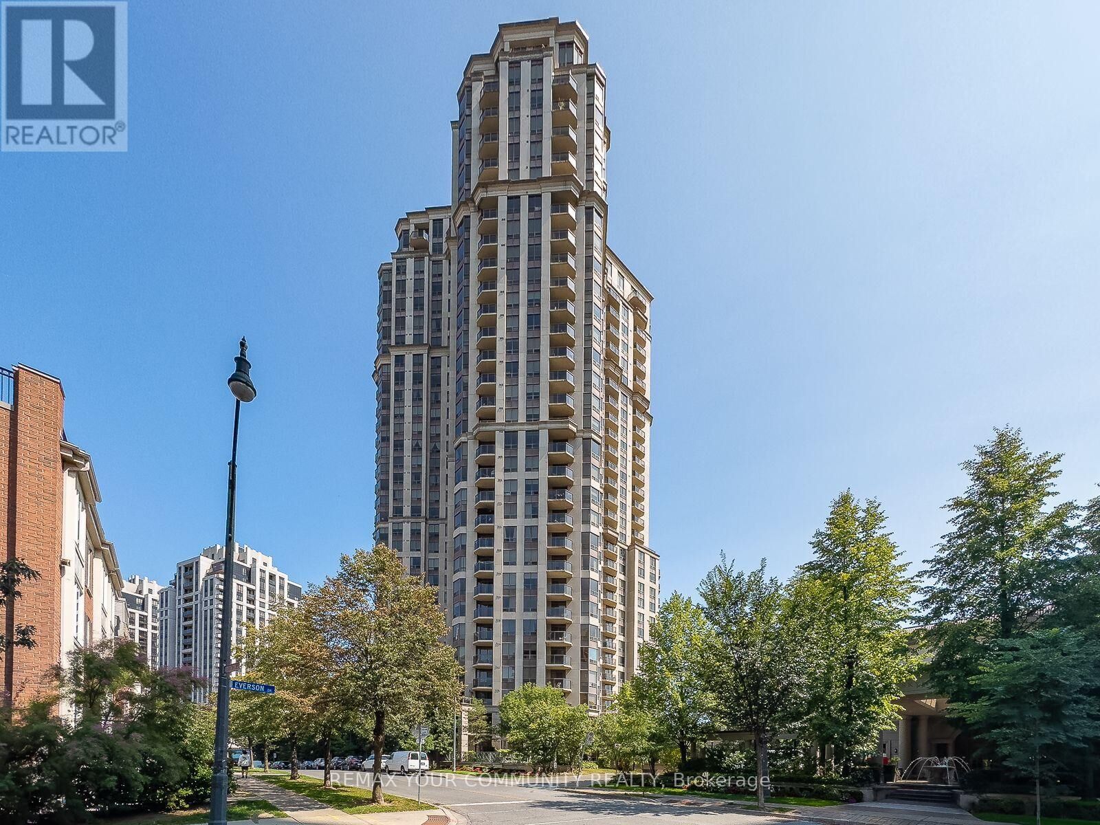 Property Photo:  80 Harrison Garden Boulevard 318  ON M2N 7E3 