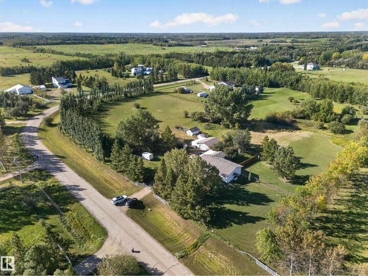 Property Photo:  #158 52249 Rge Road 222  AB T8C 1J2 