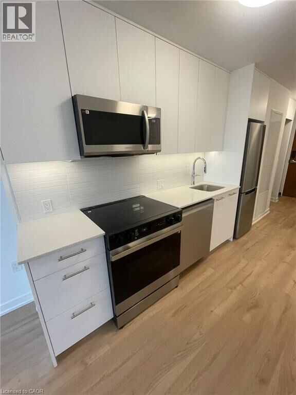 Property Photo:  30 Francis Street South 1005  ON N2G 2A1 