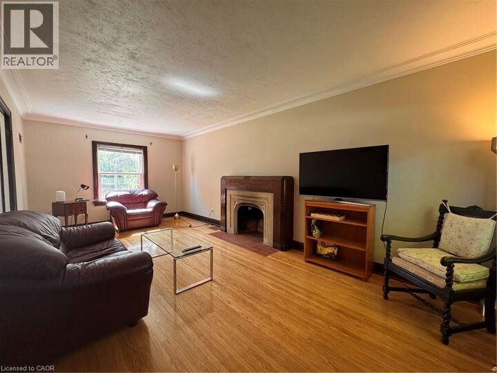 Property Photo:  225 Bridgeport Road East  ON N2J 2K7 