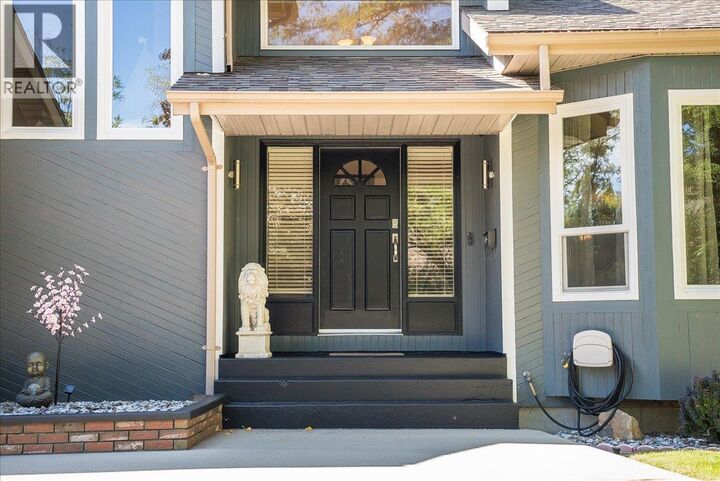 Property Photo: 3961 Carnation Drive BC V1R 2X1