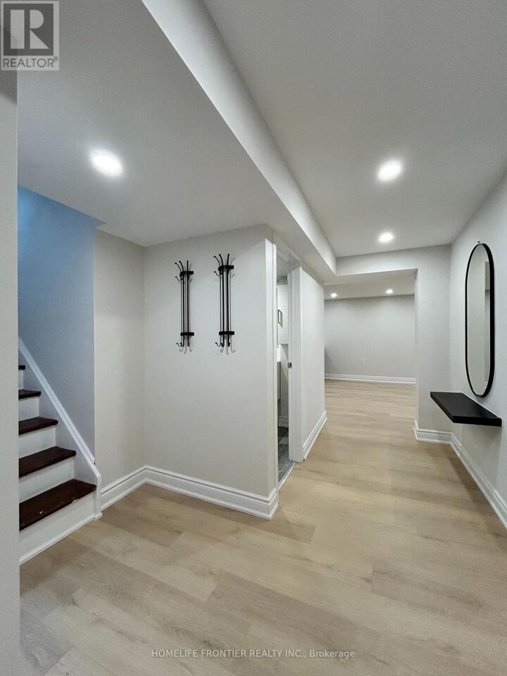 Property Photo:  141 Brighton Avenue  ON M3H 4E1 
