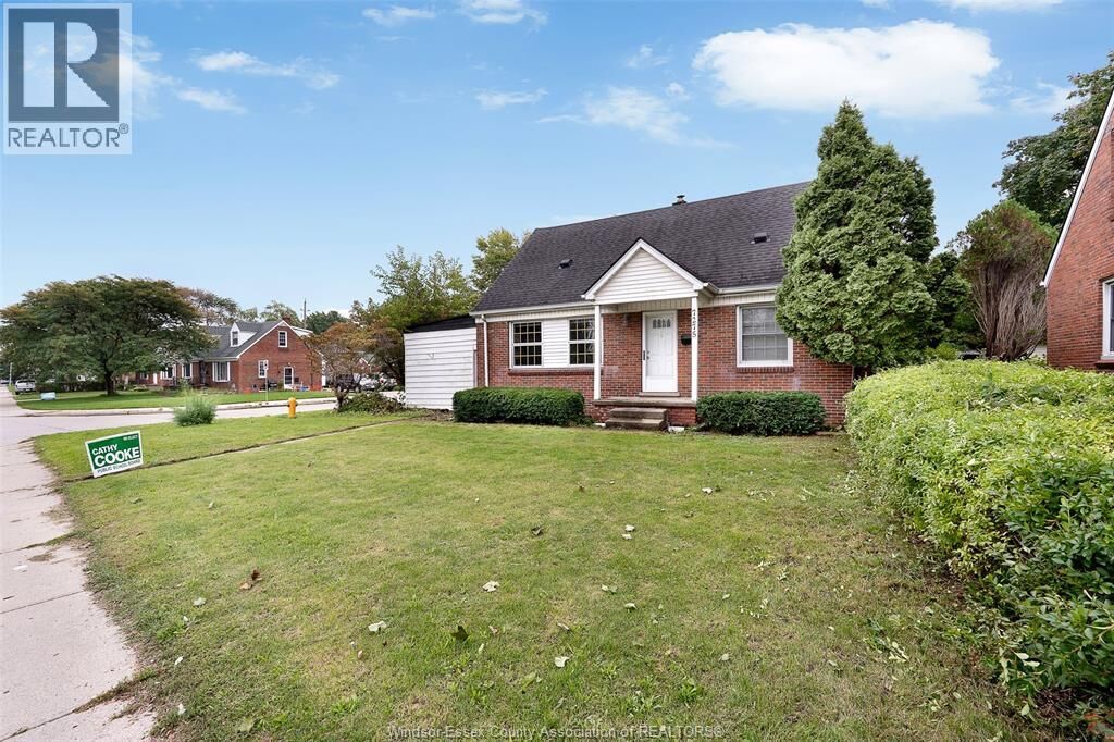 Property Photo: 7275 Wyandotte ON N8S 1R5