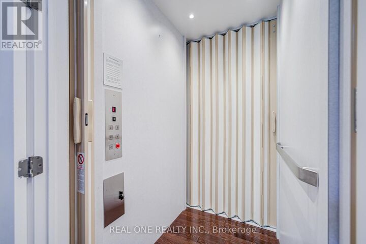 Property Photo:  421 Flamingo Road  ON L4J 8L4 