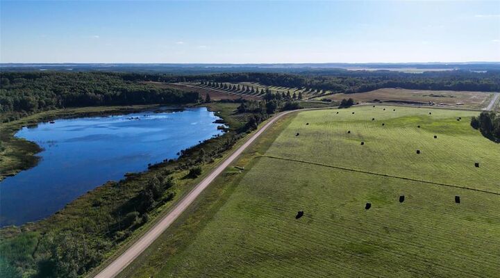 Photo de la propriété:  5 Holmstrom Road  MB R0J 1N0 