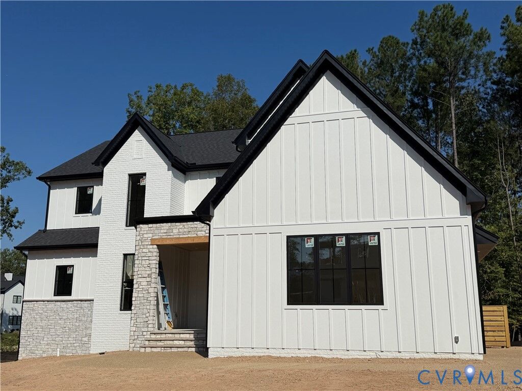 Property Photo:  17319 Jojo Lane  VA 23120 