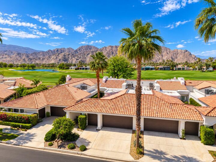 Property Photo: 55395 Southern Hills CA 92253