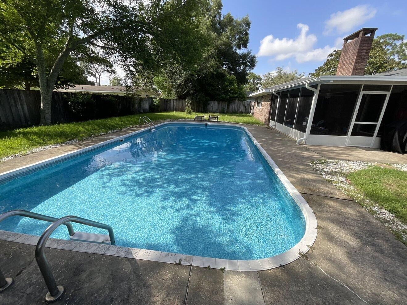 Property Photo:  33 James Drive  FL 32579 