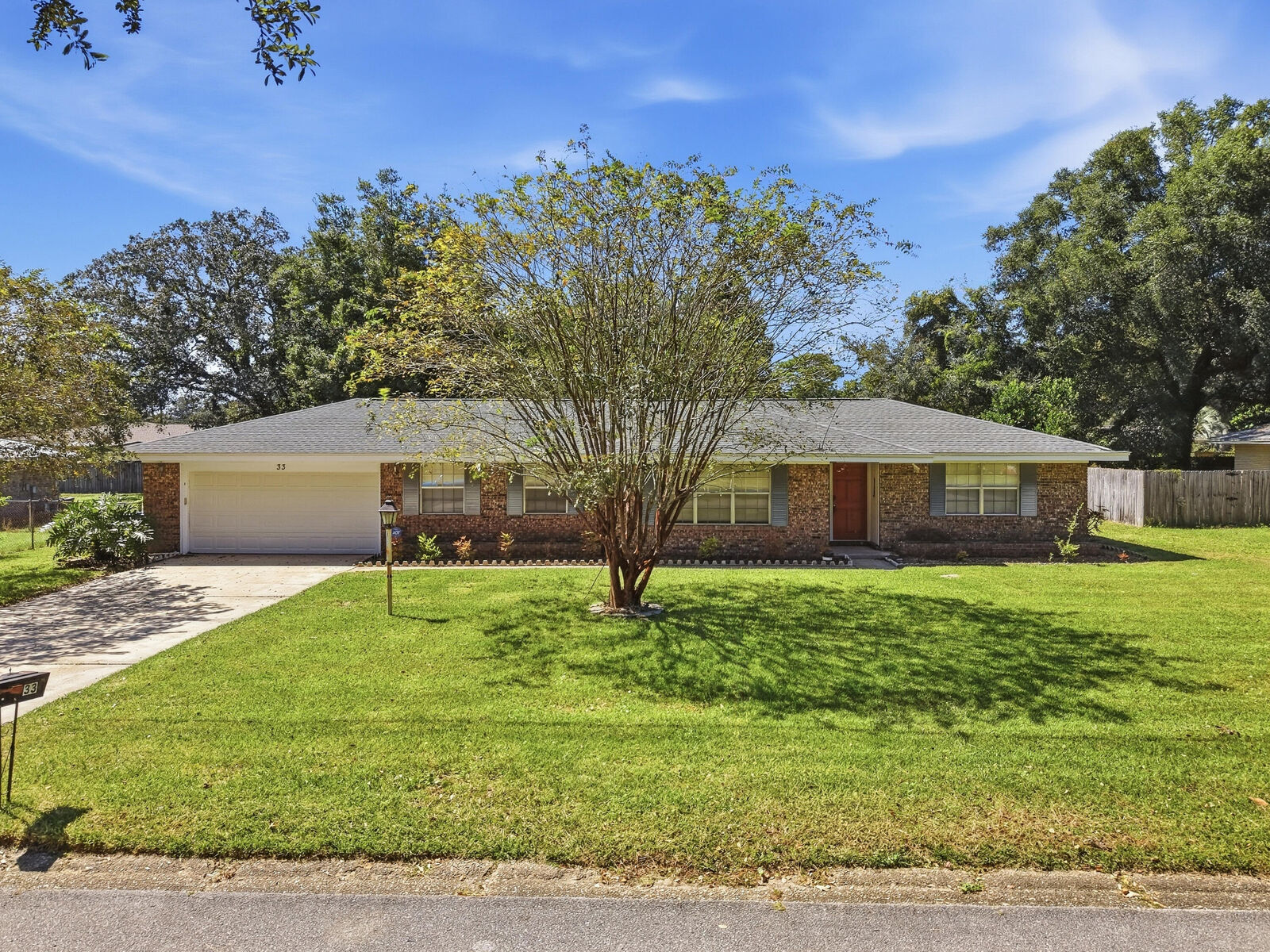 Property Photo: 33 James Drive FL 32579