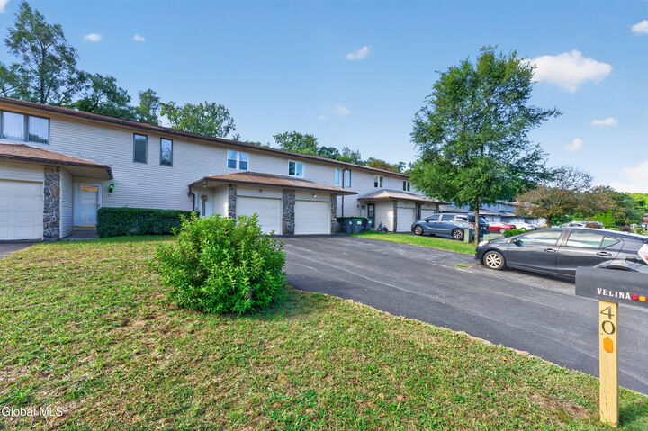 Property Photo:  40 Velina Drive  NY 12203 