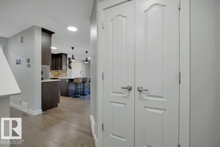 Property Photo:  9732 205 Street NW  AB T5T 4V7 