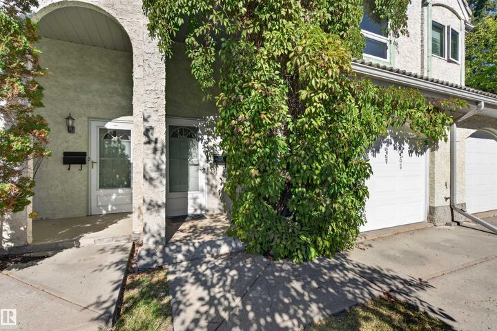 Property Photo:  9520 174 Street NW 37  AB T5T 5Z3 