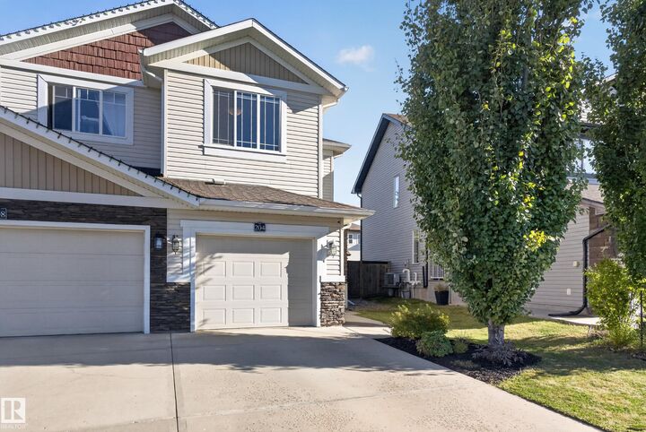 Property Photo:  204 Summerstone Ln  AB T8H 0K2 