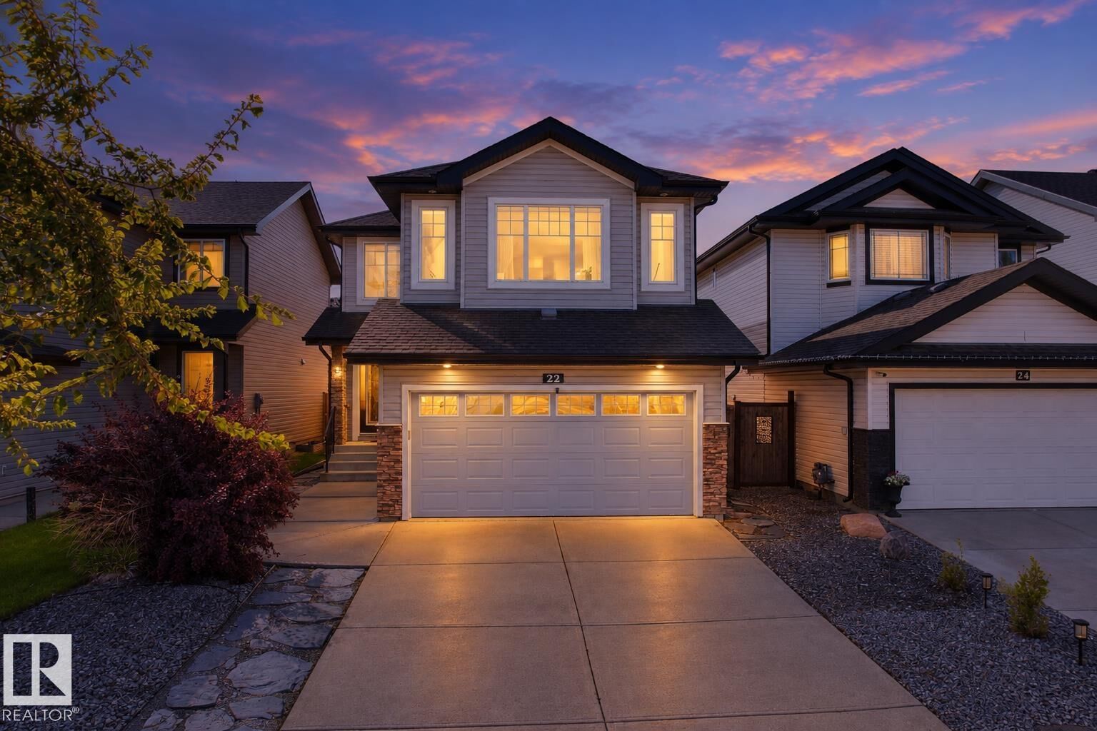 Property Photo:  22 Norton Avenue  AB T8N 4C4 