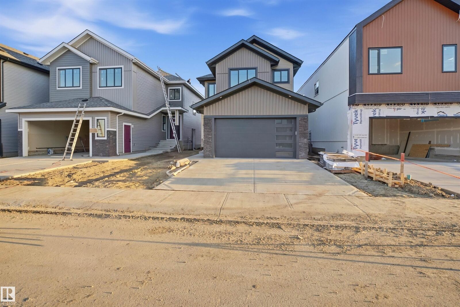 Property Photo:  13123 187 Avenue NW  AB T6V 0N3 