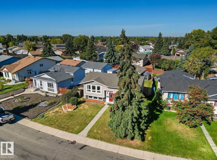 Property Photo:  5208 10 Avenue NW  AB T6L 1Z1 