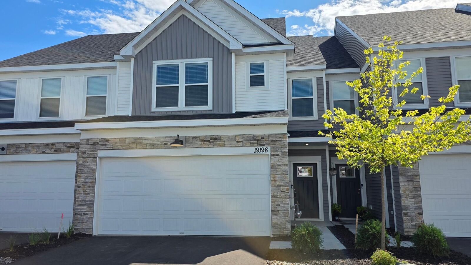Property Photo:  19198 Goldenrod Trail  MN 55374 