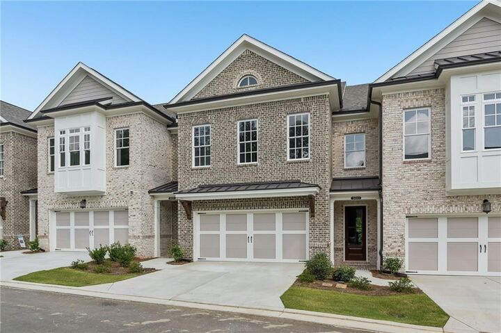 Property Photo: 5677 Broad River View 437 GA 30092
