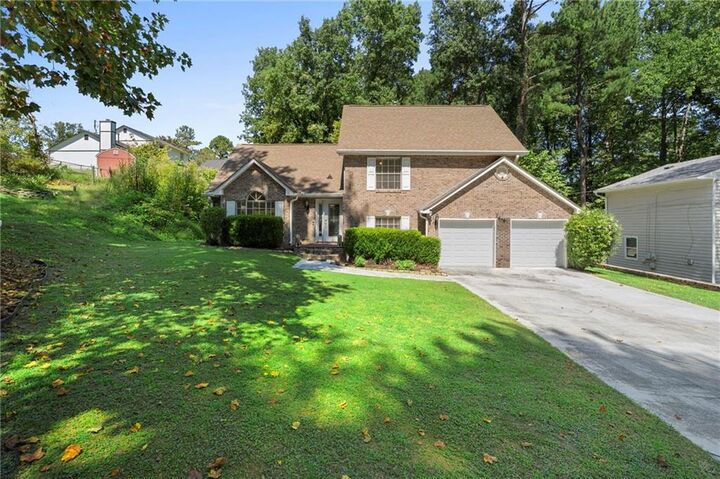 Property Photo: 2575 Ravencliff Road GA 30349