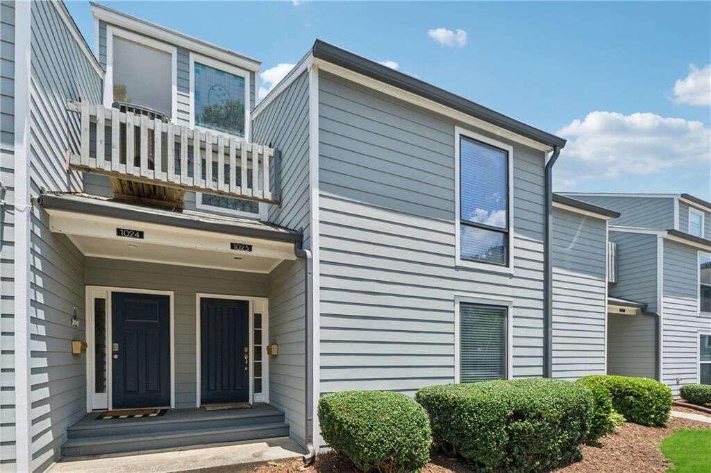 Property Photo: 1023 Riverbend Club Drive SE 23 GA 30339
