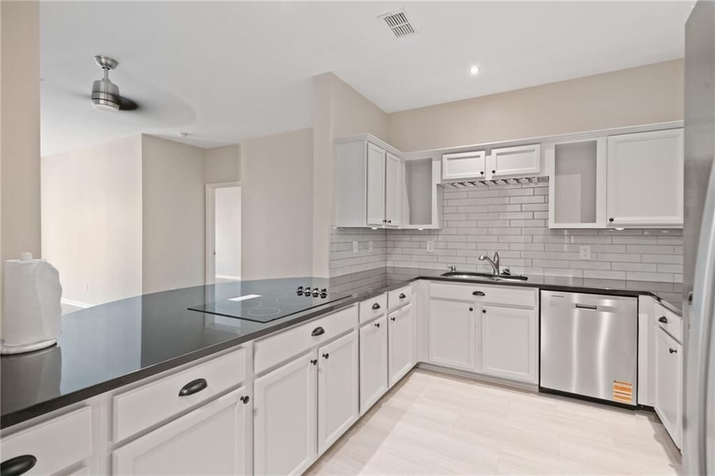 Property Photo: 1975 Nocturne Drive 2105 GA 30009