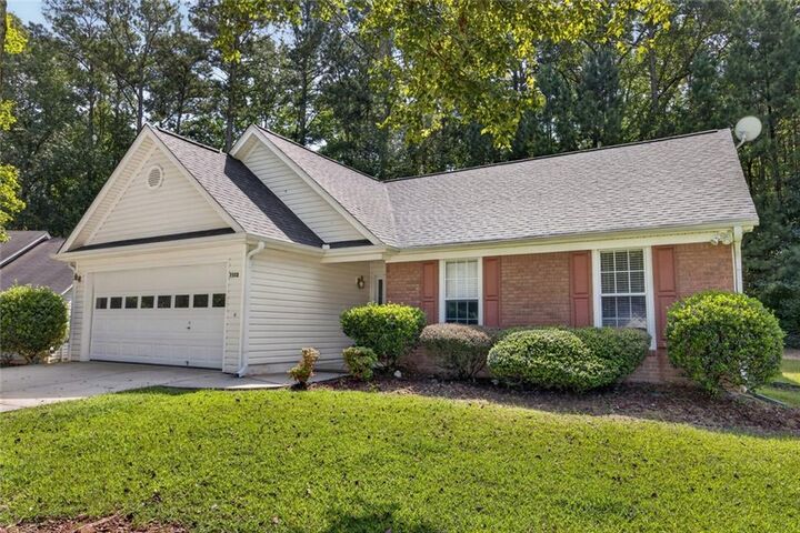 Property Photo:  7512 Deer Creek Drive  GA 30291 