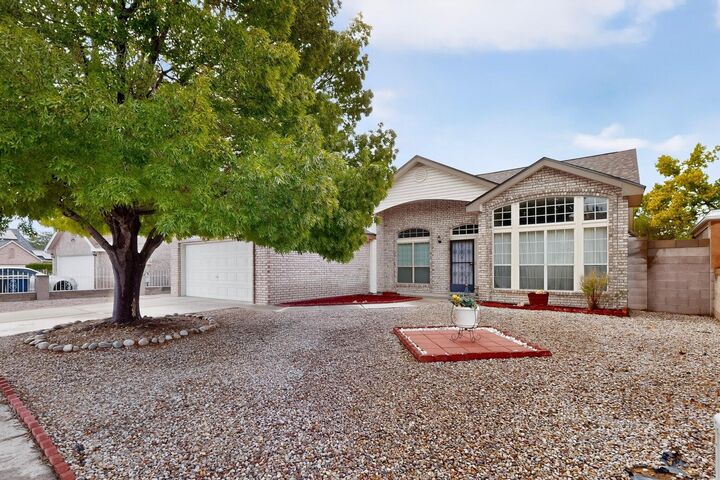 Property Photo: 7204 Sol Poniente Road NW NM 87120