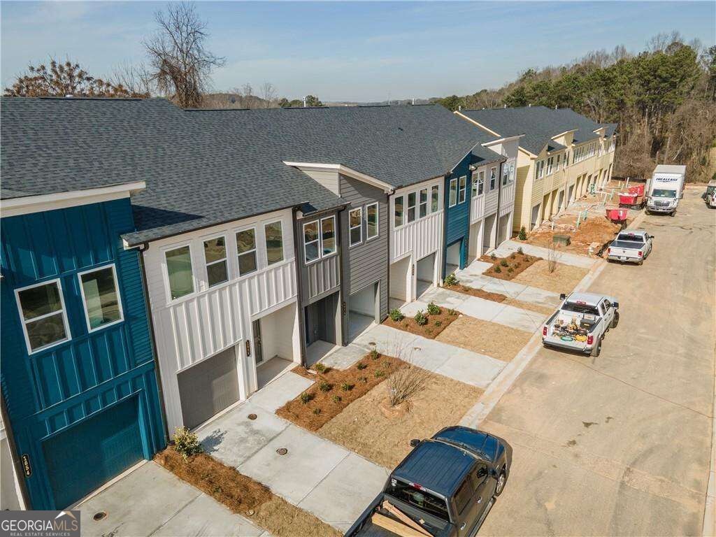 Property Photo: 1507 Albert Lane NW GA 30318