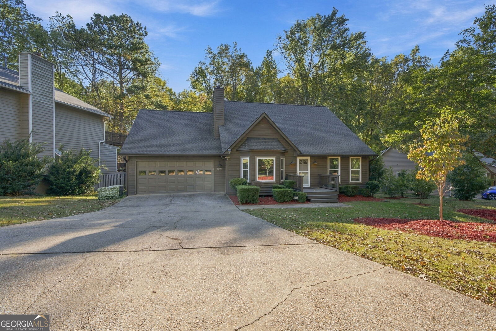 Property Photo:  10995 Indian Village Drive  GA 30022 