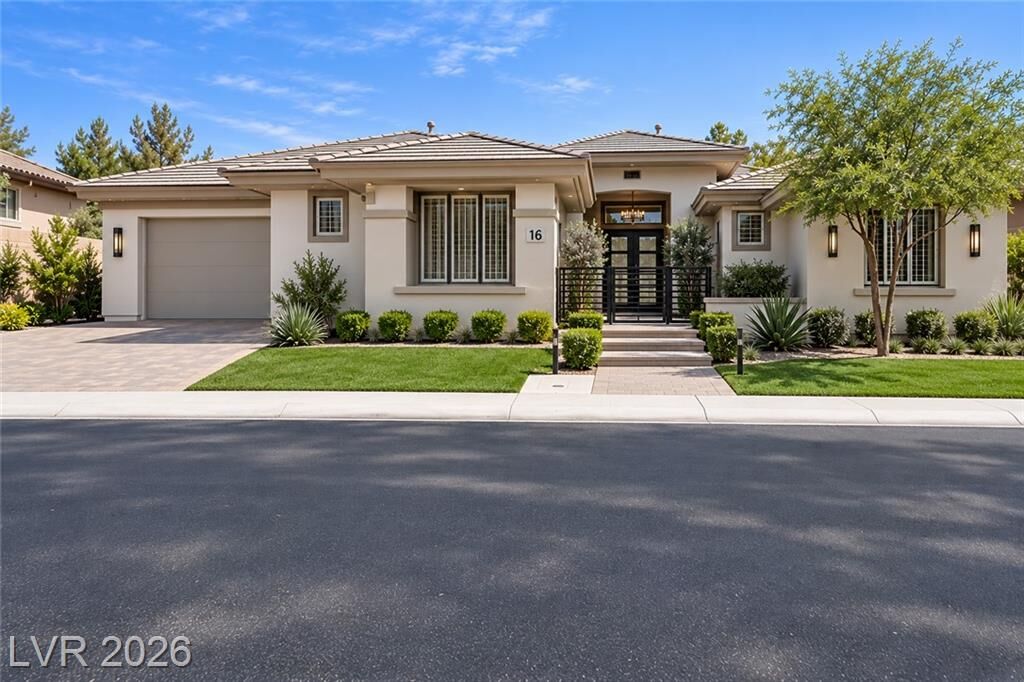 Property Photo:  16 Belfair Court  NV 89052 