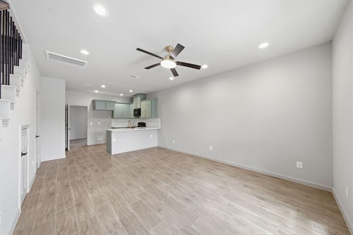 Property Photo:  10214 Carmencita Way  TX 77075 