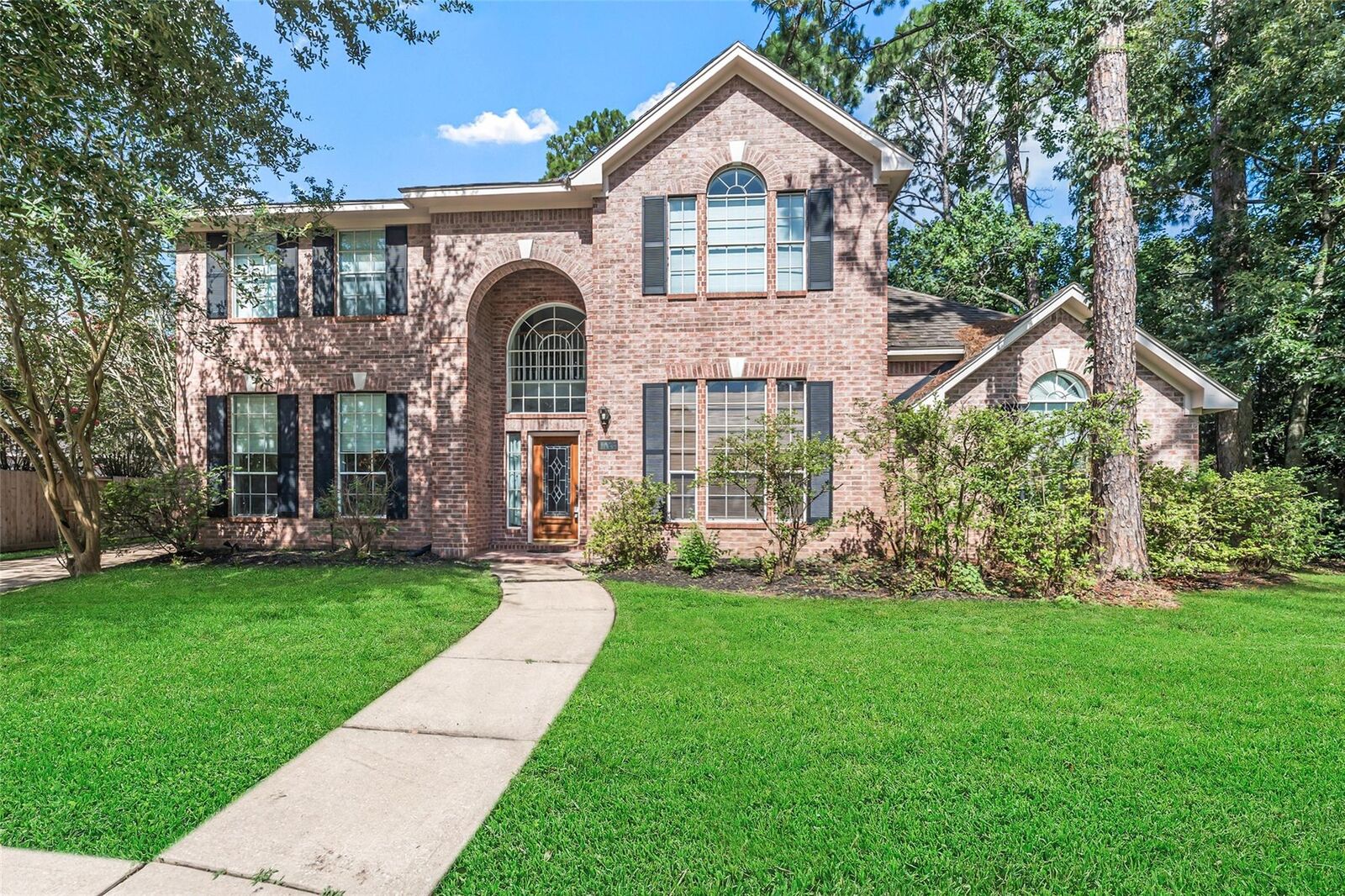 Property Photo: 4023 N Dawn Cypress Court TX 77059