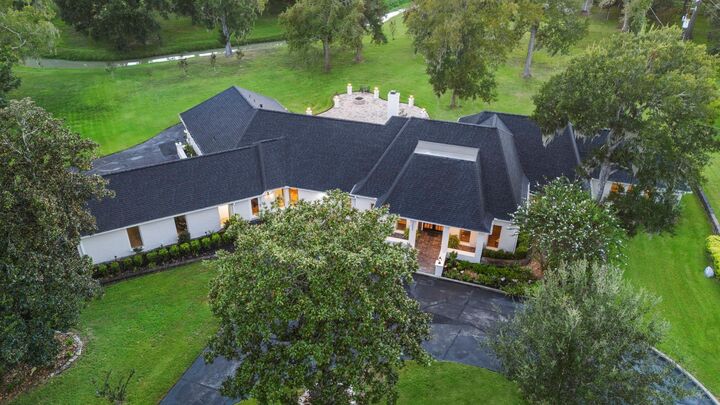 Property Photo: 7003 Deerwood Drive TX 77406