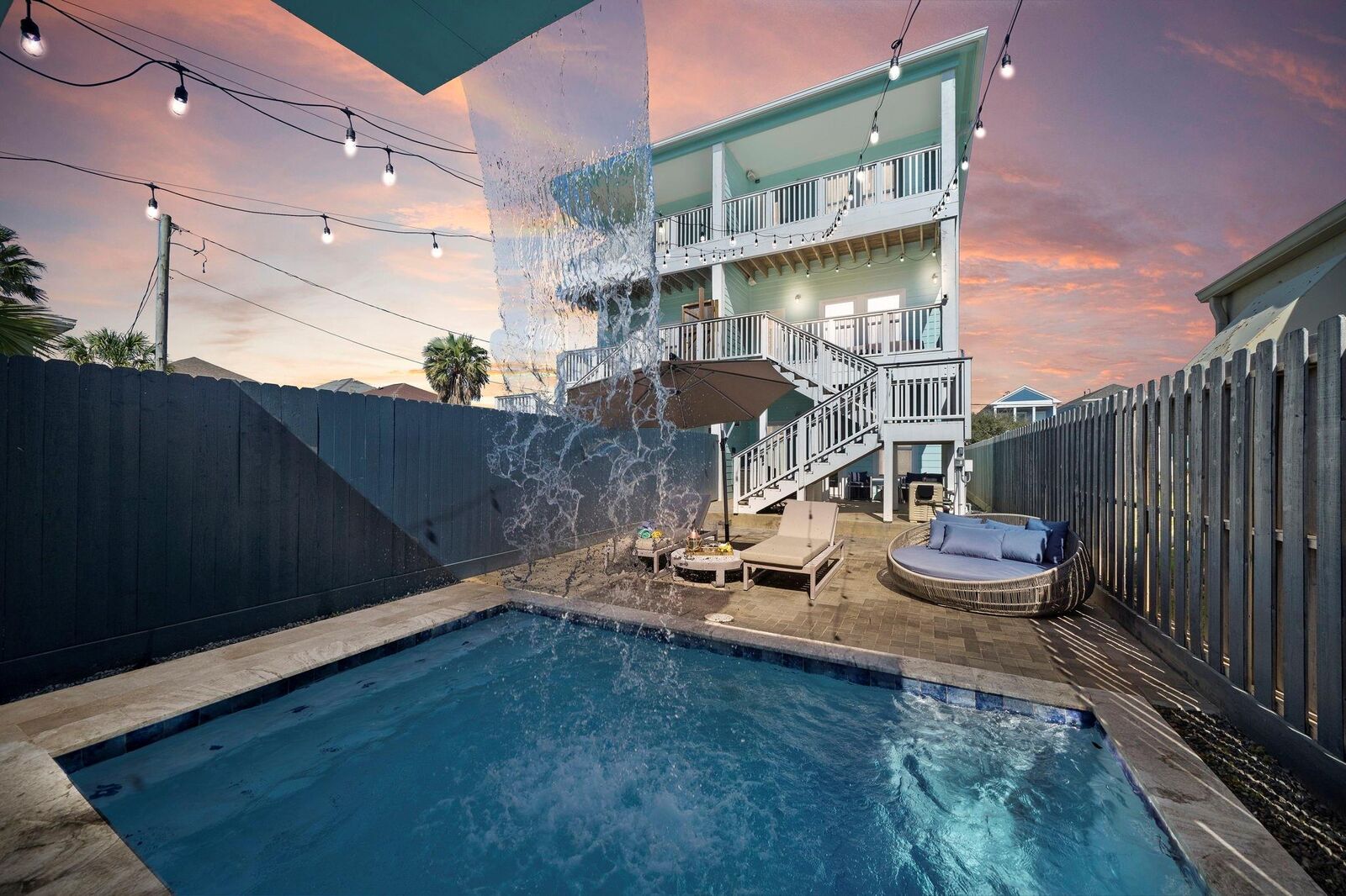 Property Photo:  2307 Bernardo De Galvez Avenue  TX 77550 