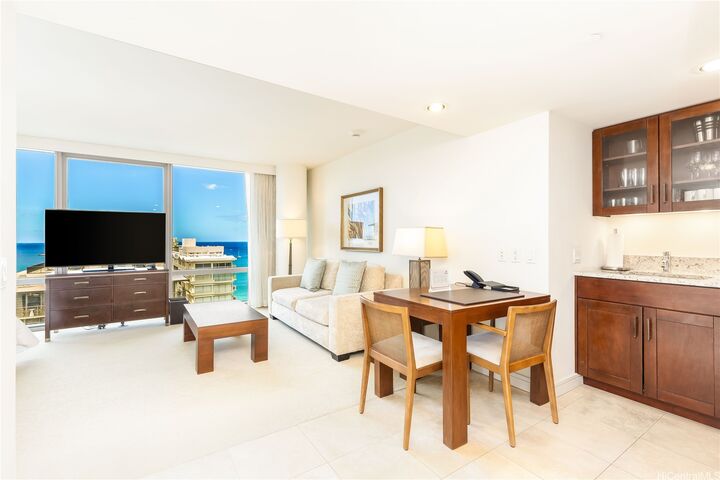 Property Photo: 223 Saratoga Road 1821 HI 96815