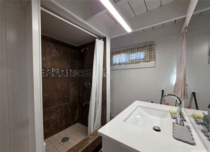 Property Photo:  94-1229 Kahuanui Street  HI 96797 