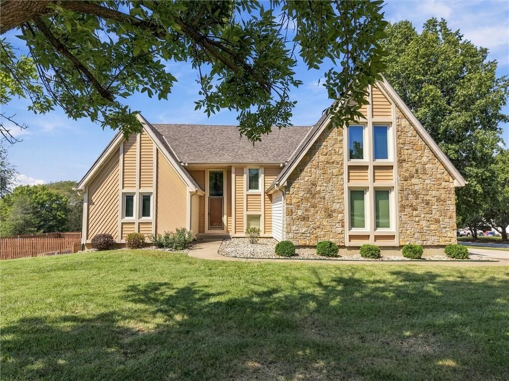 Property Photo: 8500 W 148th Street KS 66223