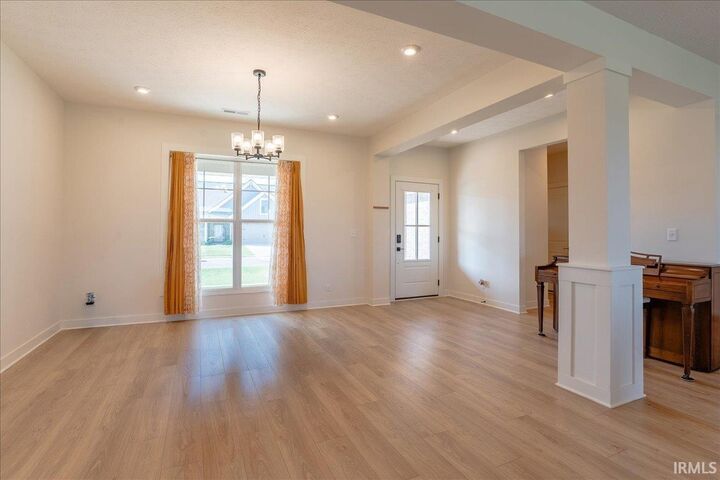 Property Photo:  5526 Abbe Wood Drive  IN 47630 