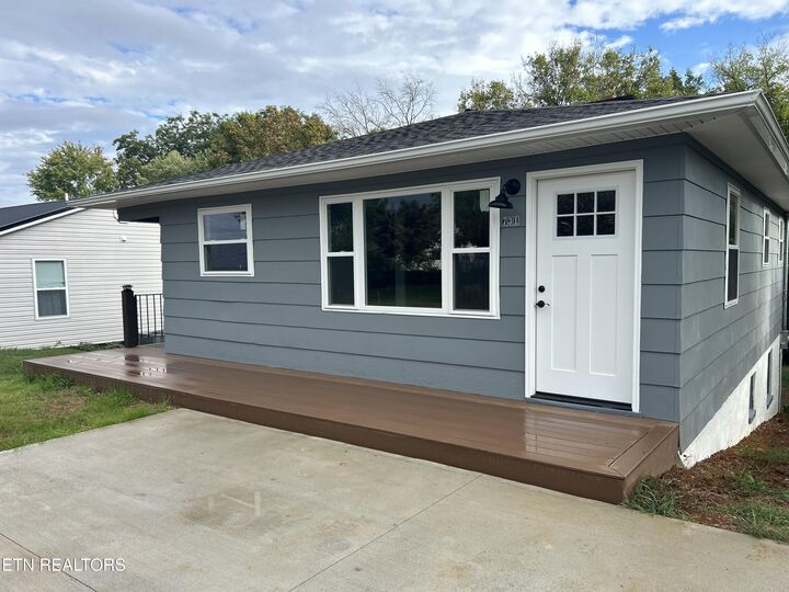 Property Photo:  731 Lennie Ave  TN 37813 