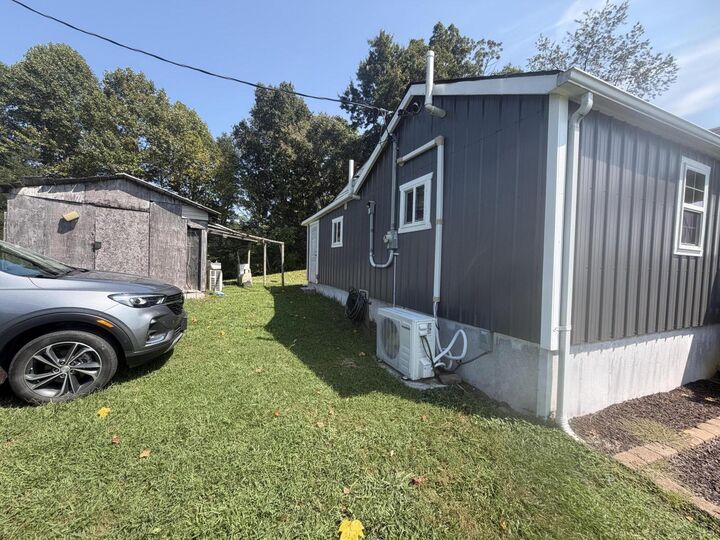 Property Photo:  1693 Matt Baker Road  KY 40744 