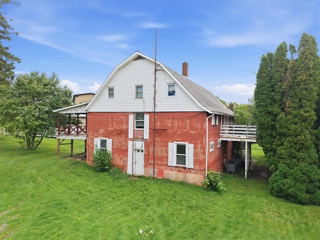 Property Photo:  112 W 25th Street  PA 18067 